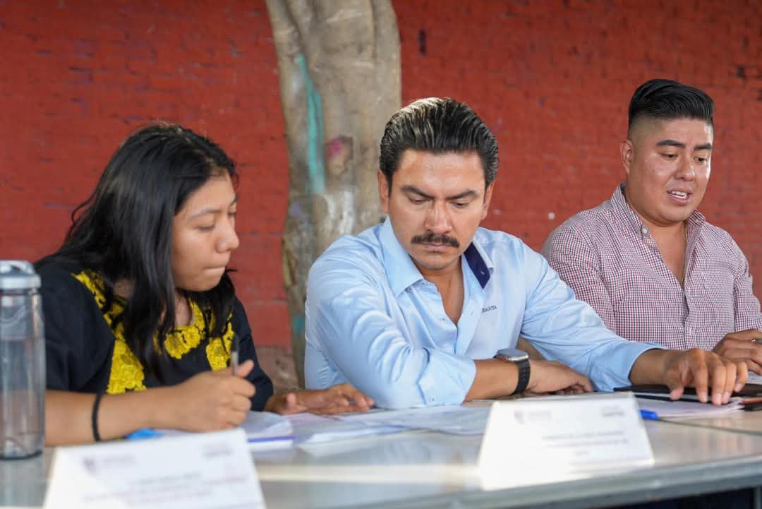 RAY CHAGOYA ATIENDE COMPROMISOS EN SANTA ROSA PANZACOLA post thumbnail image